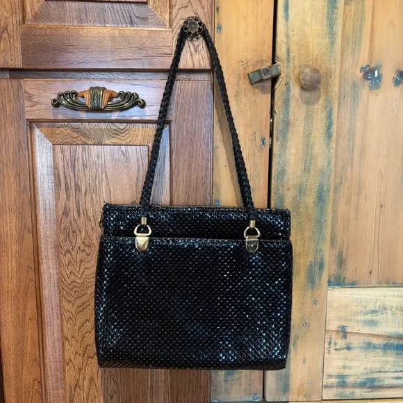 Black Chainmail, Metal Mesh Shoulder Bag with Braided Handles - Picture 3 of 8